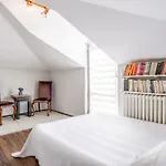 Chic Modern Flat With Terrace In Istanbul Florya